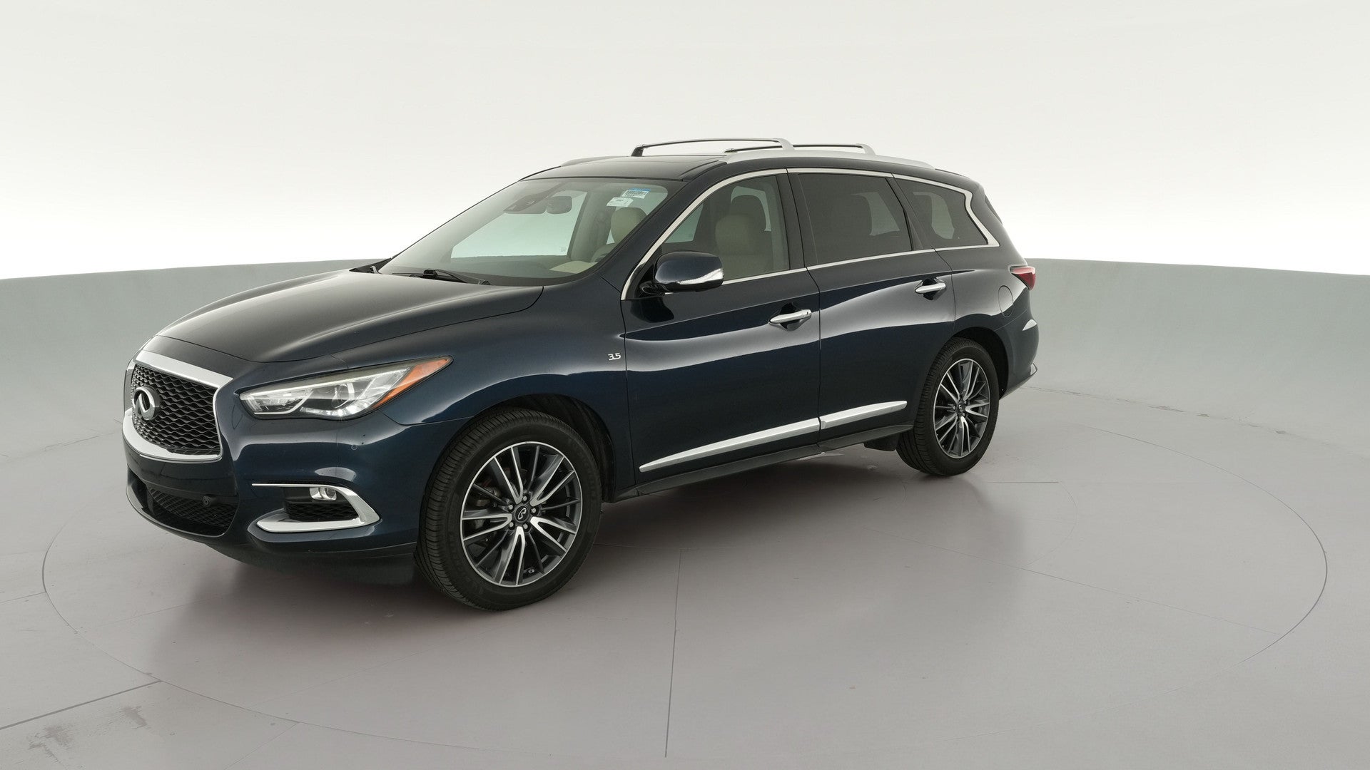 2018 INFINITI QX60 vehicle photo