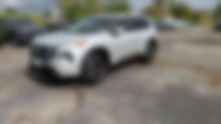 2025 Nissan Rogue vehicle photo