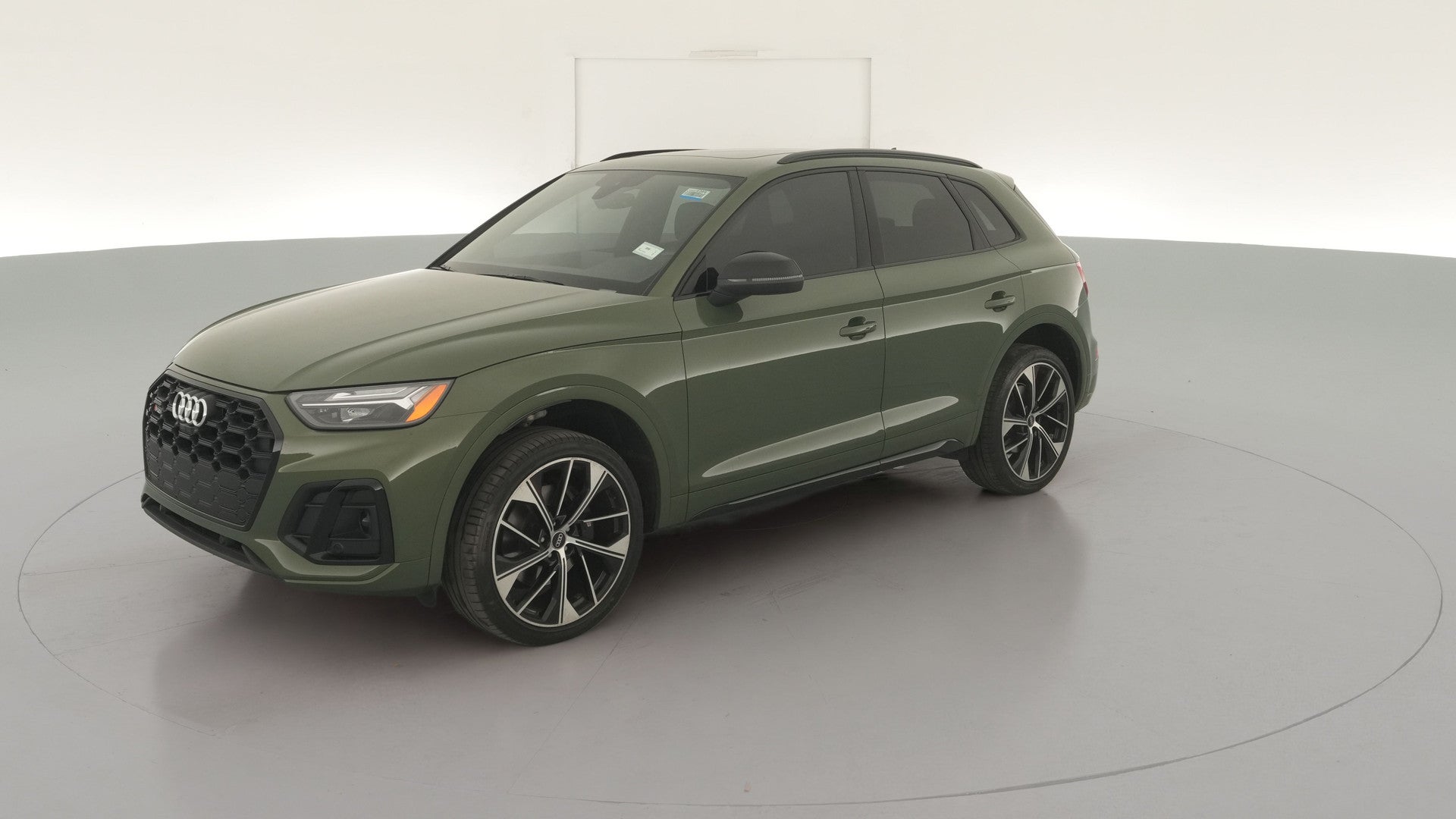 2024 Audi SQ5 vehicle photo