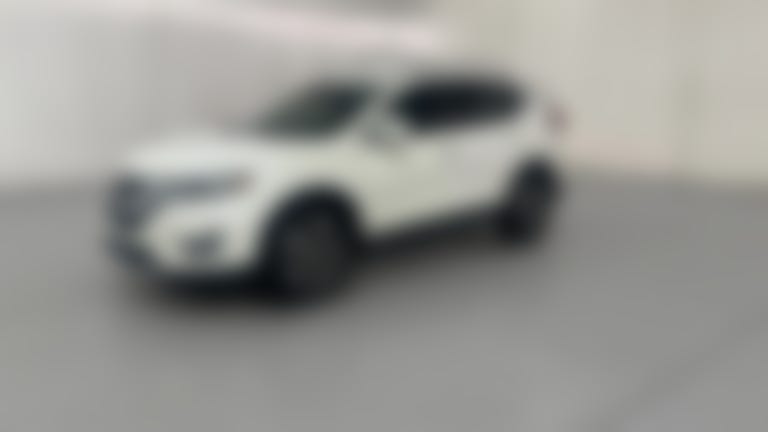 2019 Nissan Rogue vehicle photo