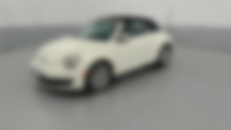 2013 Volkswagen Beetle vehicle photo