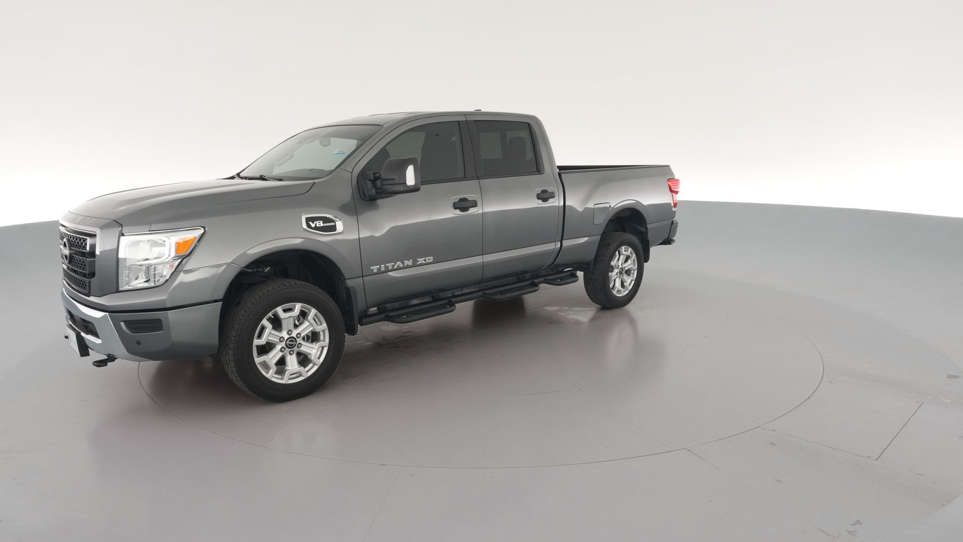 2024 Nissan TITAN XD Crew Cab vehicle photo