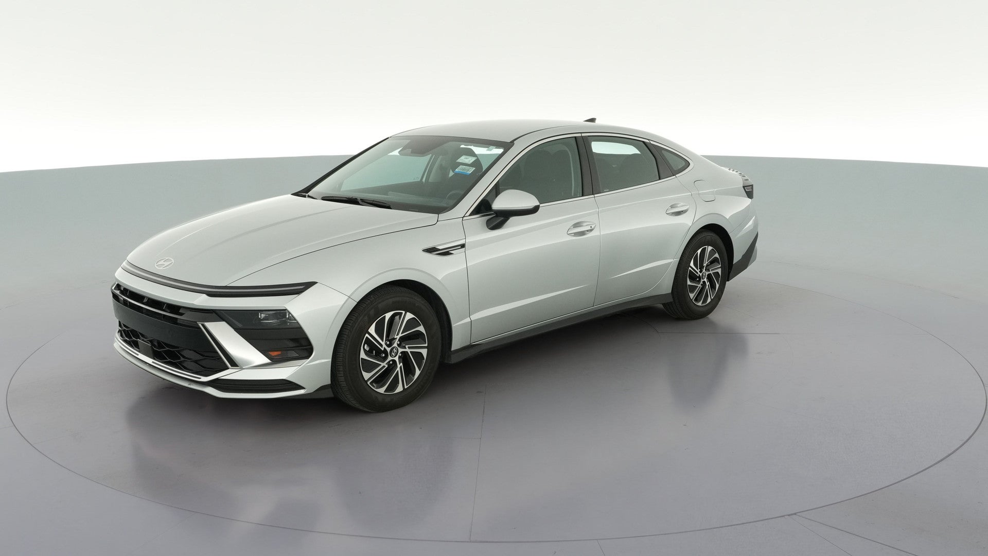 2026 Hyundai Sonata Hybrid vehicle photo