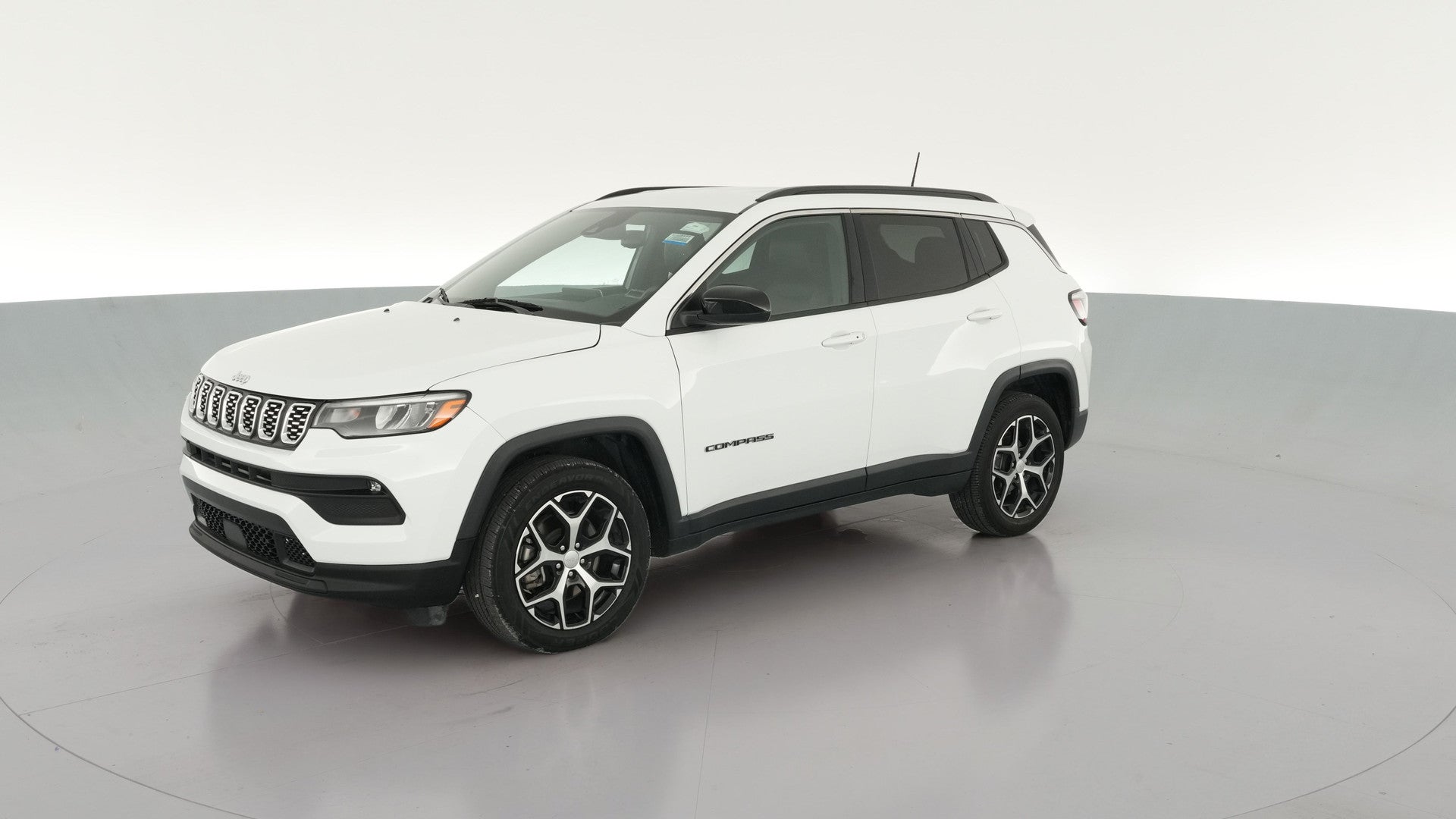 2024 Jeep Compass vehicle photo