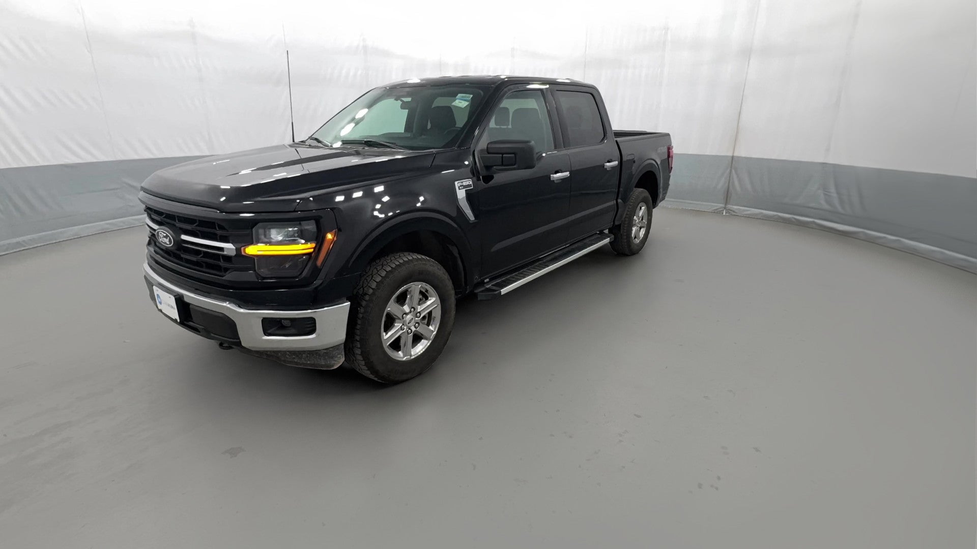 2025 Ford F150 SuperCrew Cab vehicle photo