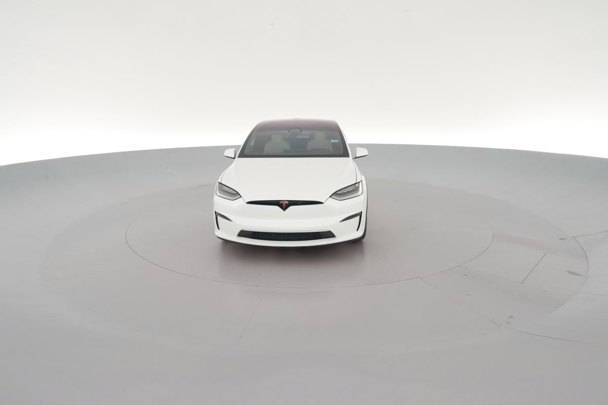 2022 Tesla Model X Long Range in Pearl White Multi-coat — 360° view 1