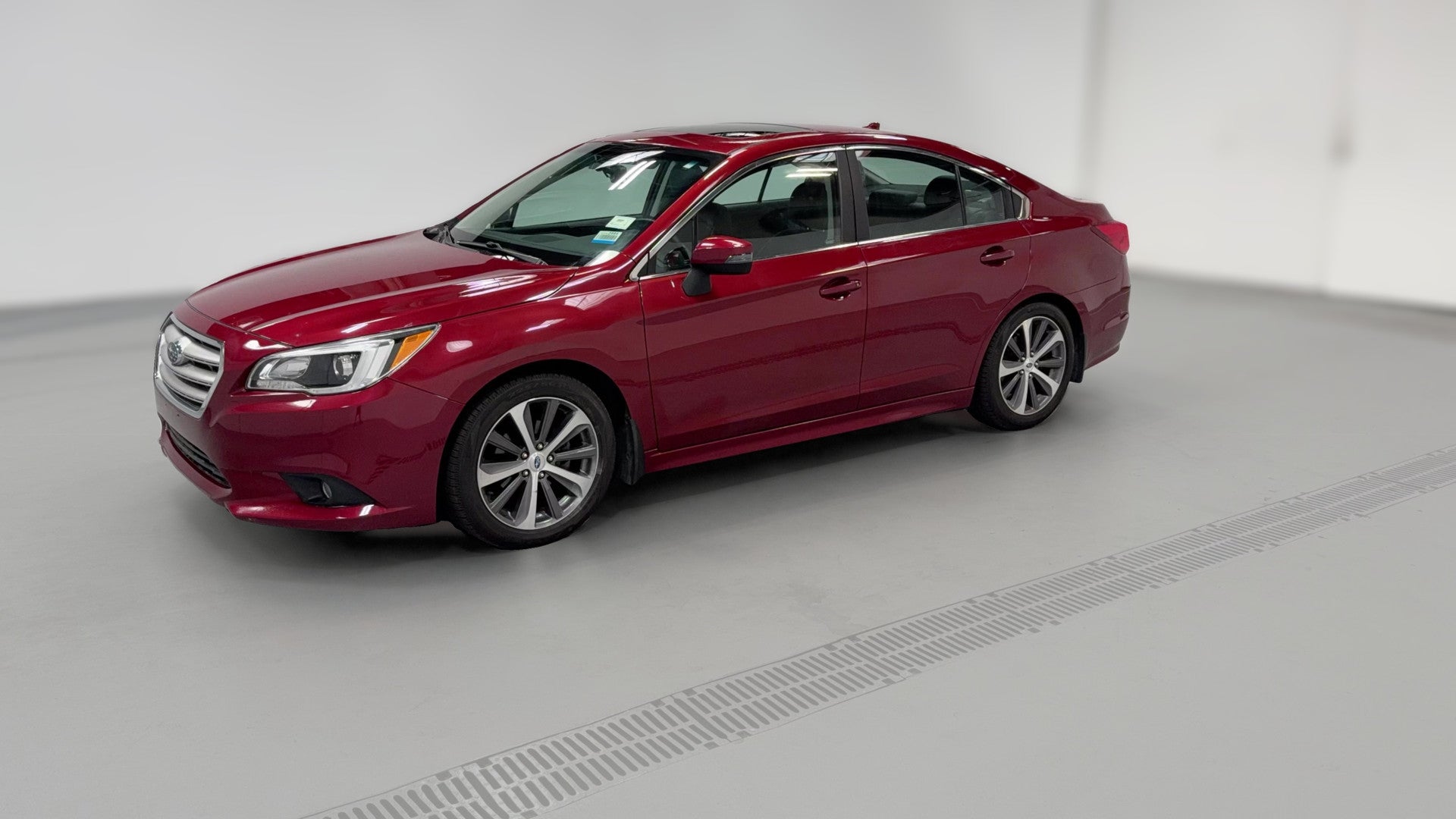 2016 Subaru Legacy vehicle photo