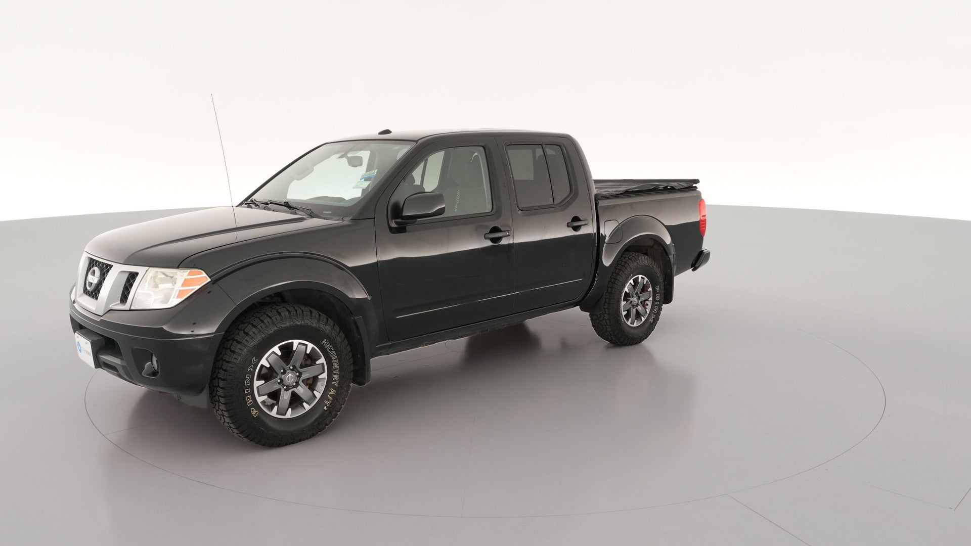 2018 Nissan Frontier Crew Cab vehicle photo