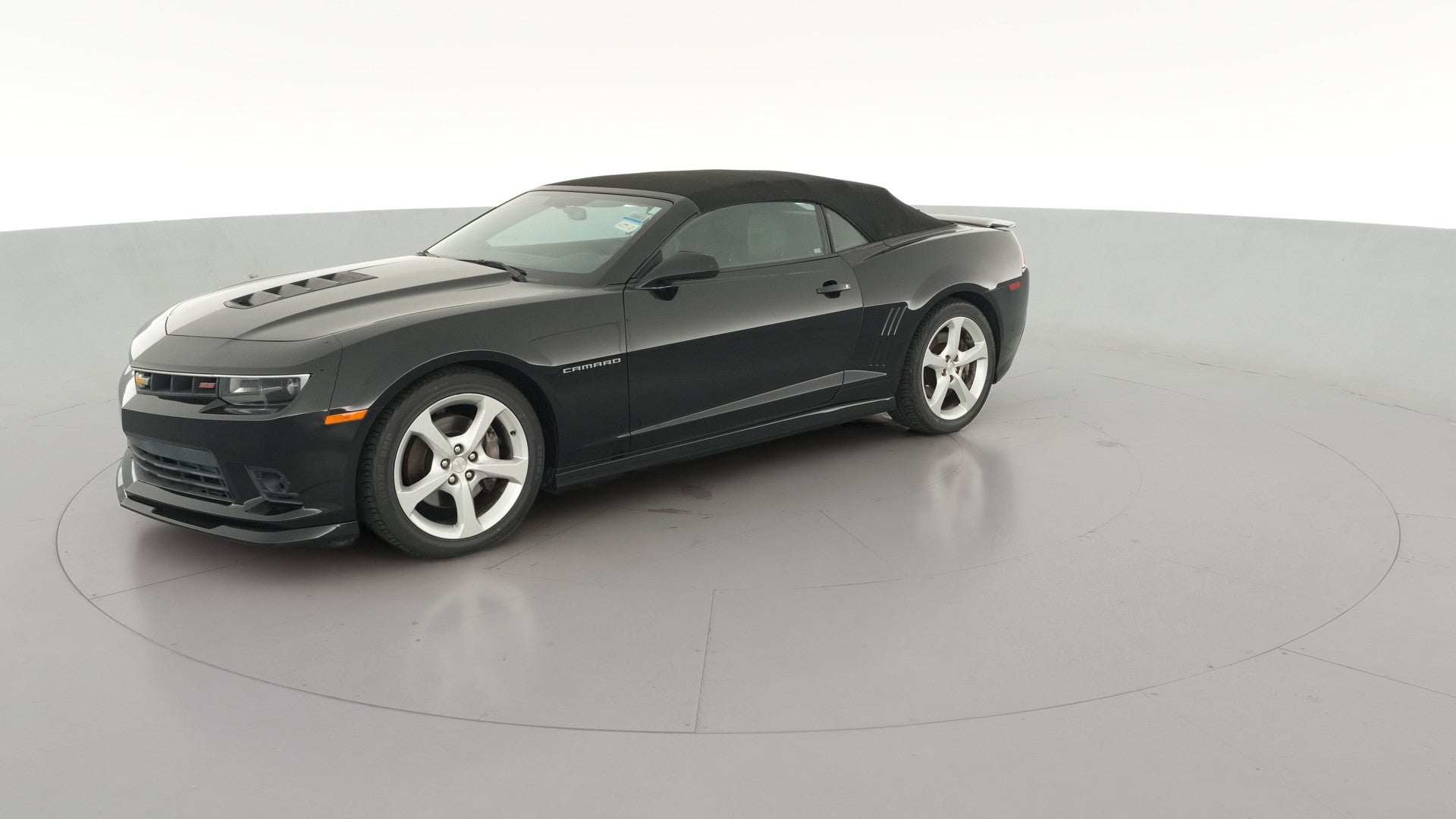 2015 Chevrolet Camaro vehicle photo