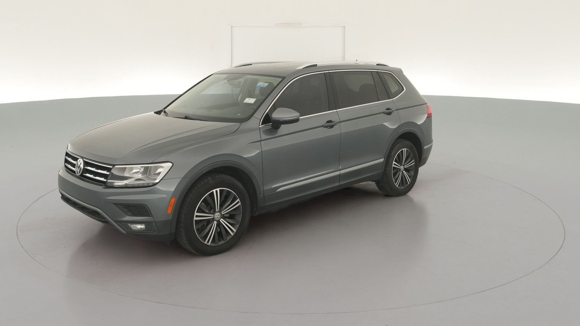 2018 Volkswagen Tiguan vehicle photo