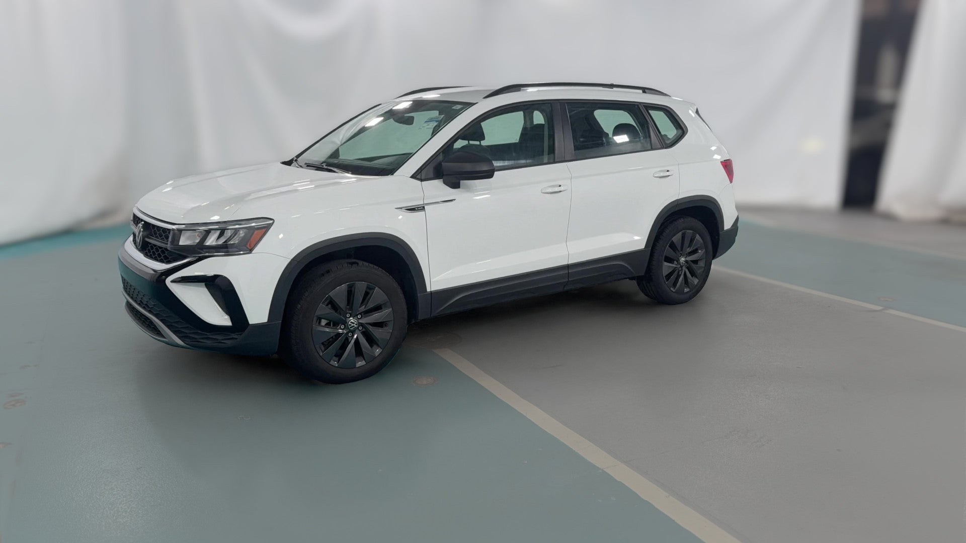 2024 Volkswagen Taos vehicle photo