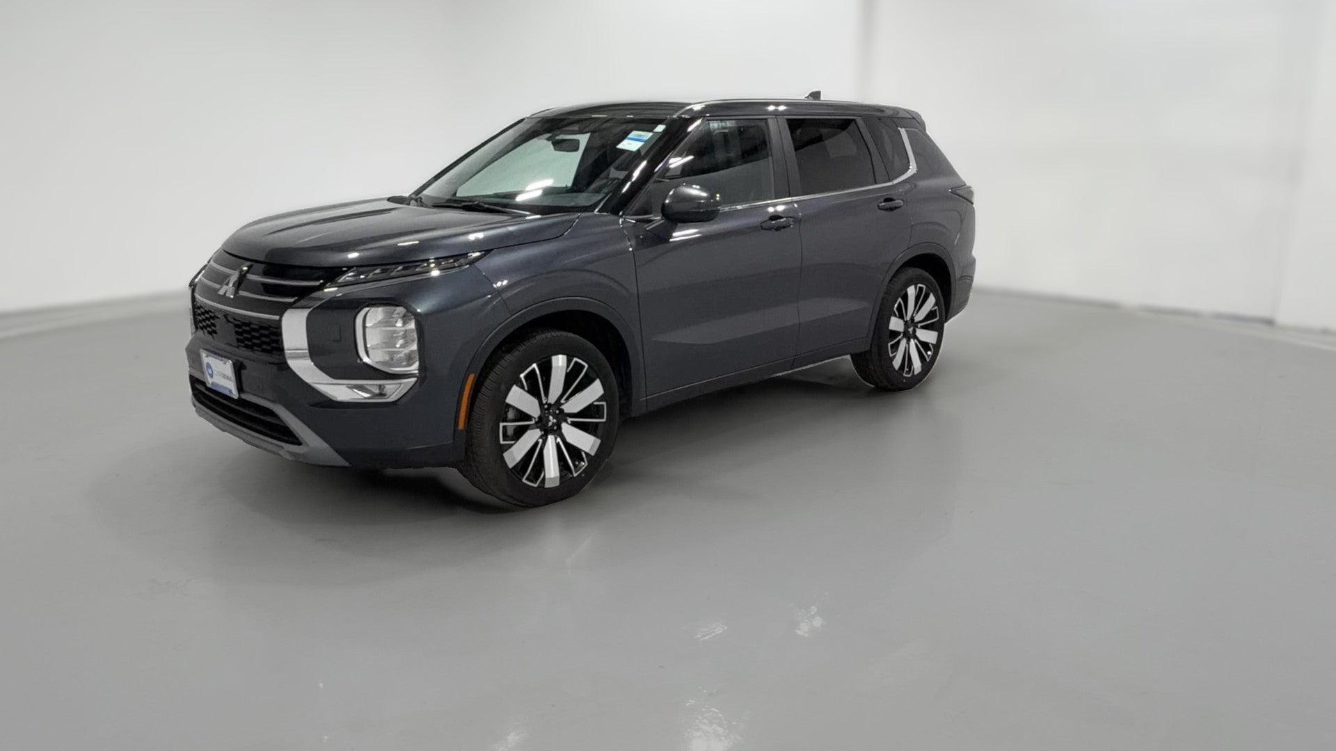 2025 Mitsubishi Outlander vehicle photo