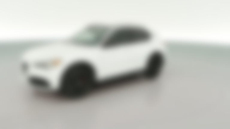 2019 Alfa Romeo Stelvio vehicle photo