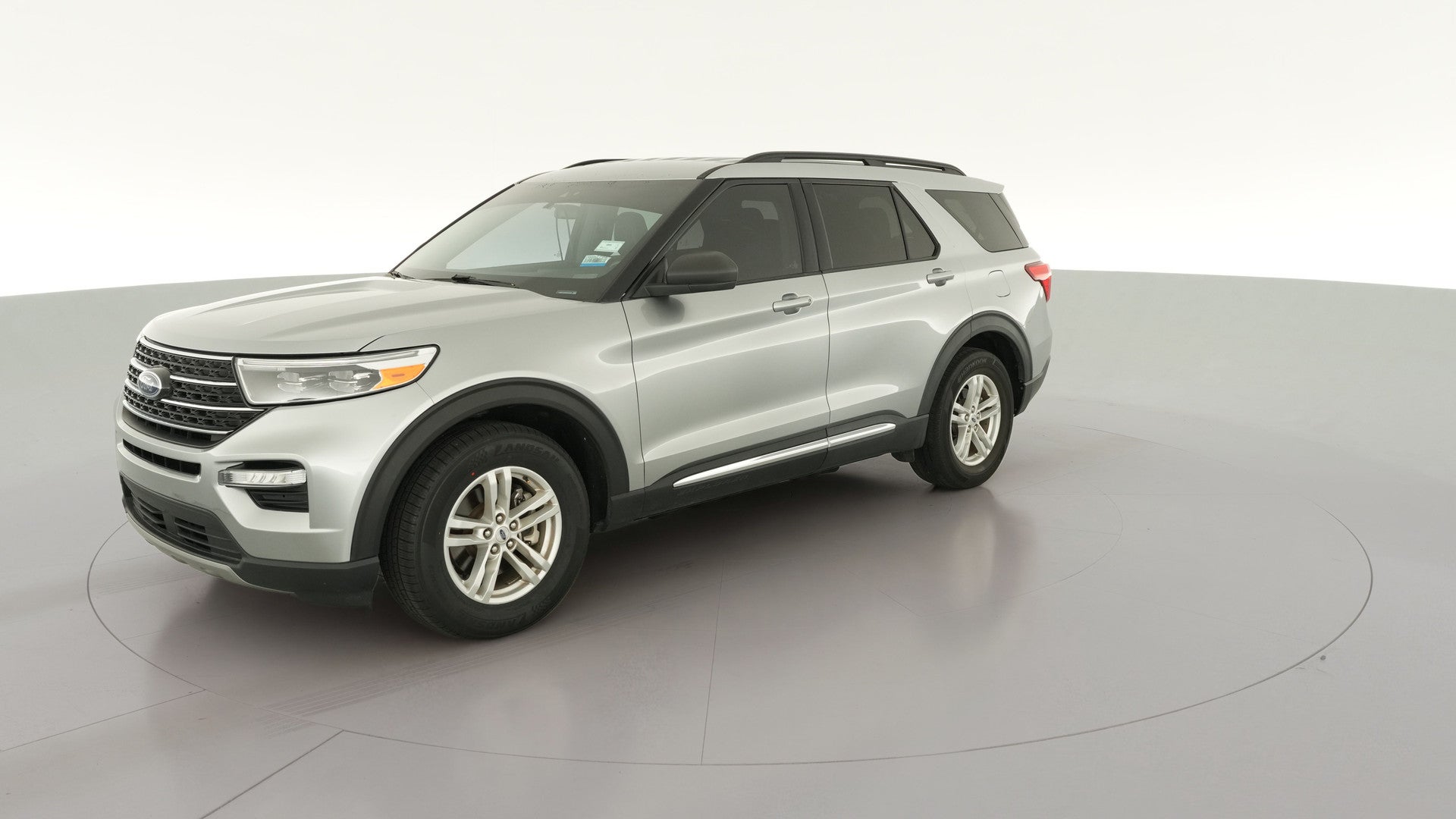 2022 Ford Explorer vehicle photo