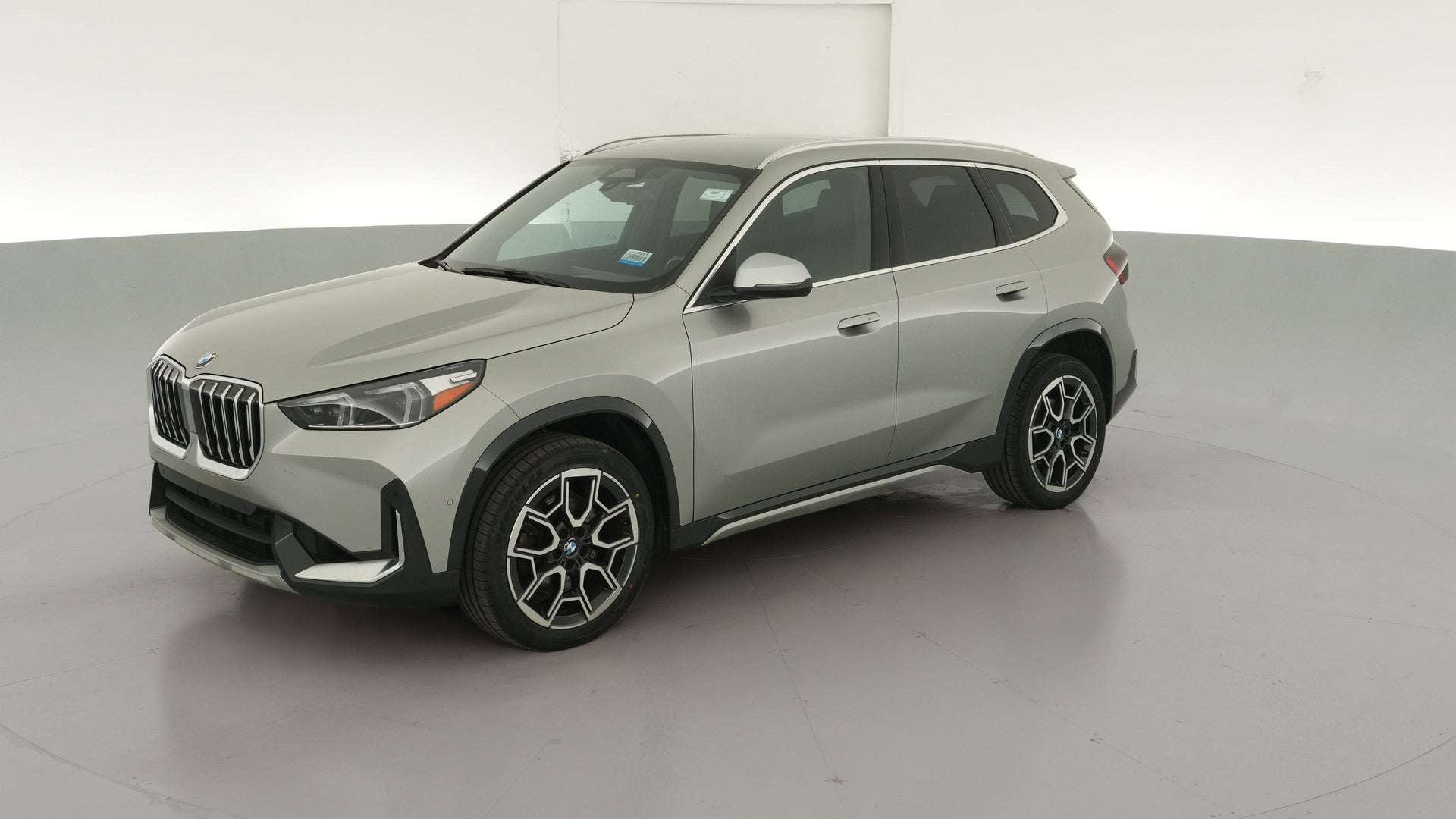 2023 BMW X1 vehicle photo