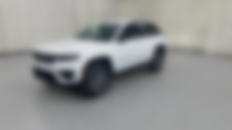 2027 Jeep Grand Cherokee vehicle photo