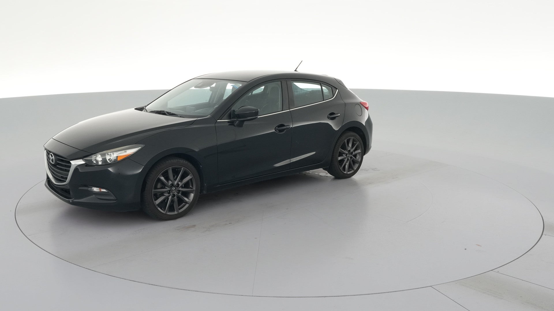 2018 MAZDA MAZDA3 vehicle photo