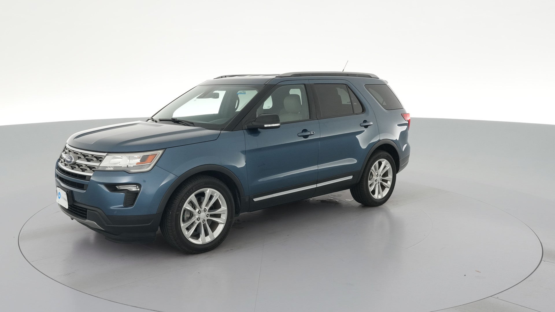2018 Ford Explorer vehicle photo