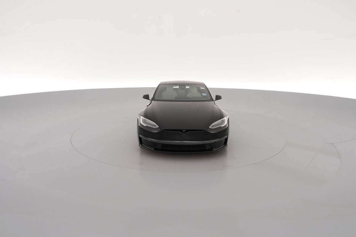 2022 Tesla Model S Long Range in Solid Black — 360° view 1