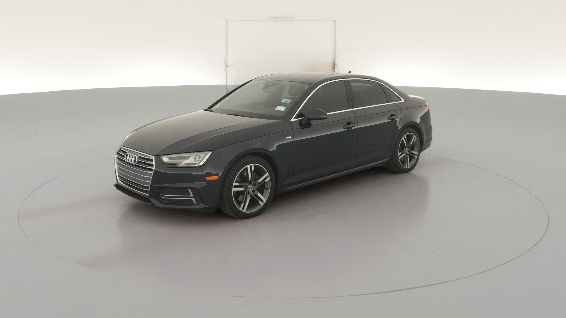 2018 Audi A4 vehicle photo