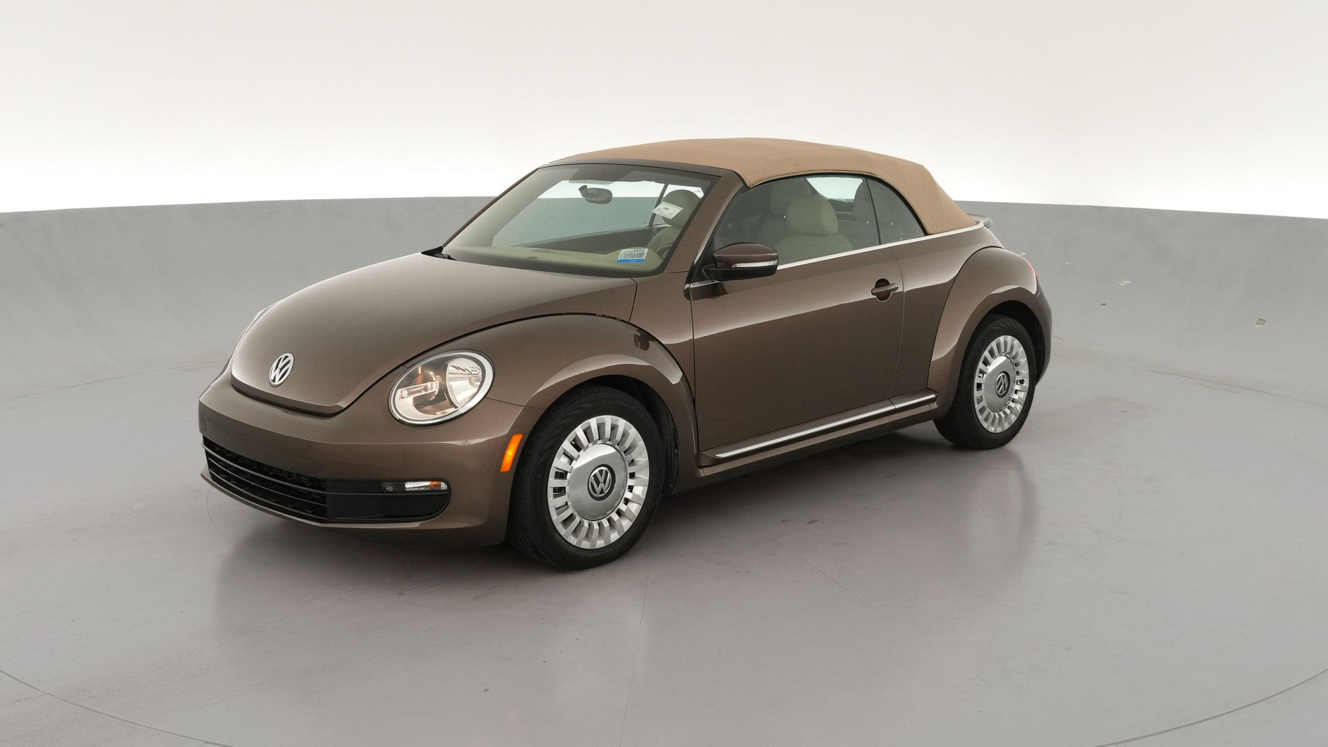 2013 Volkswagen Beetle vehicle photo