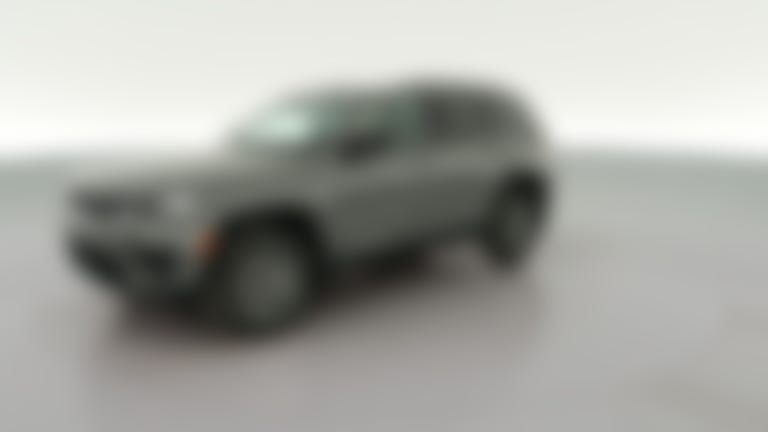 2027 Jeep Grand Cherokee vehicle photo