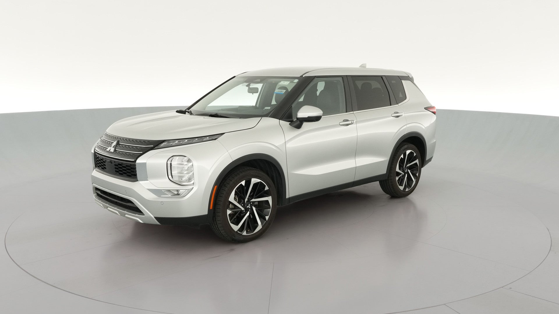 2024 Mitsubishi Outlander vehicle photo
