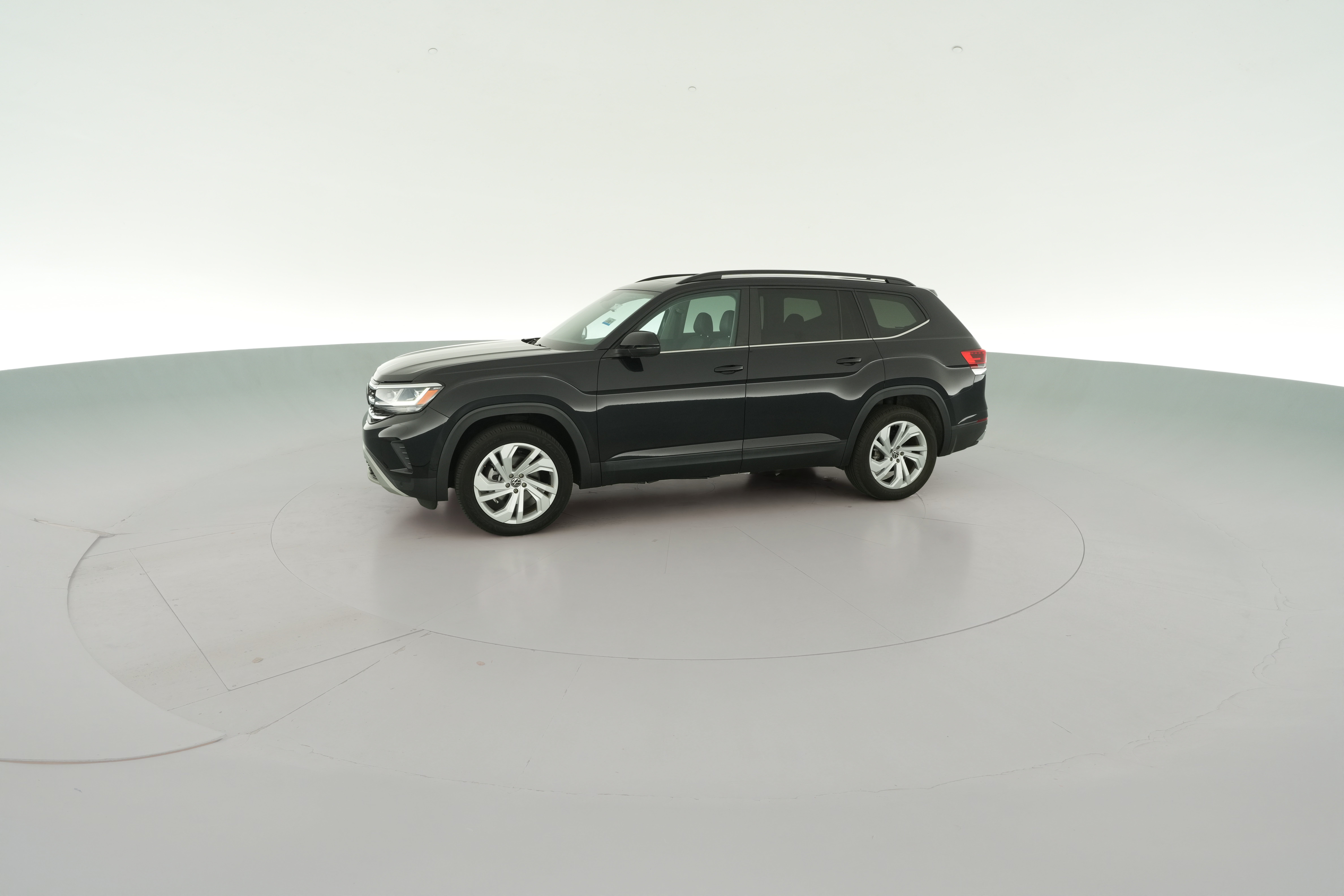 2023 Volkswagen Atlas SE w/Tech - Photo 31
