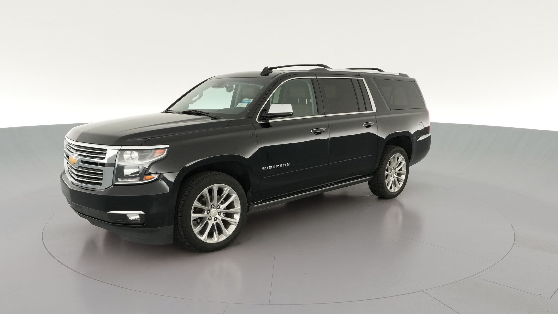 2019 Chevrolet Suburban vehicle photo