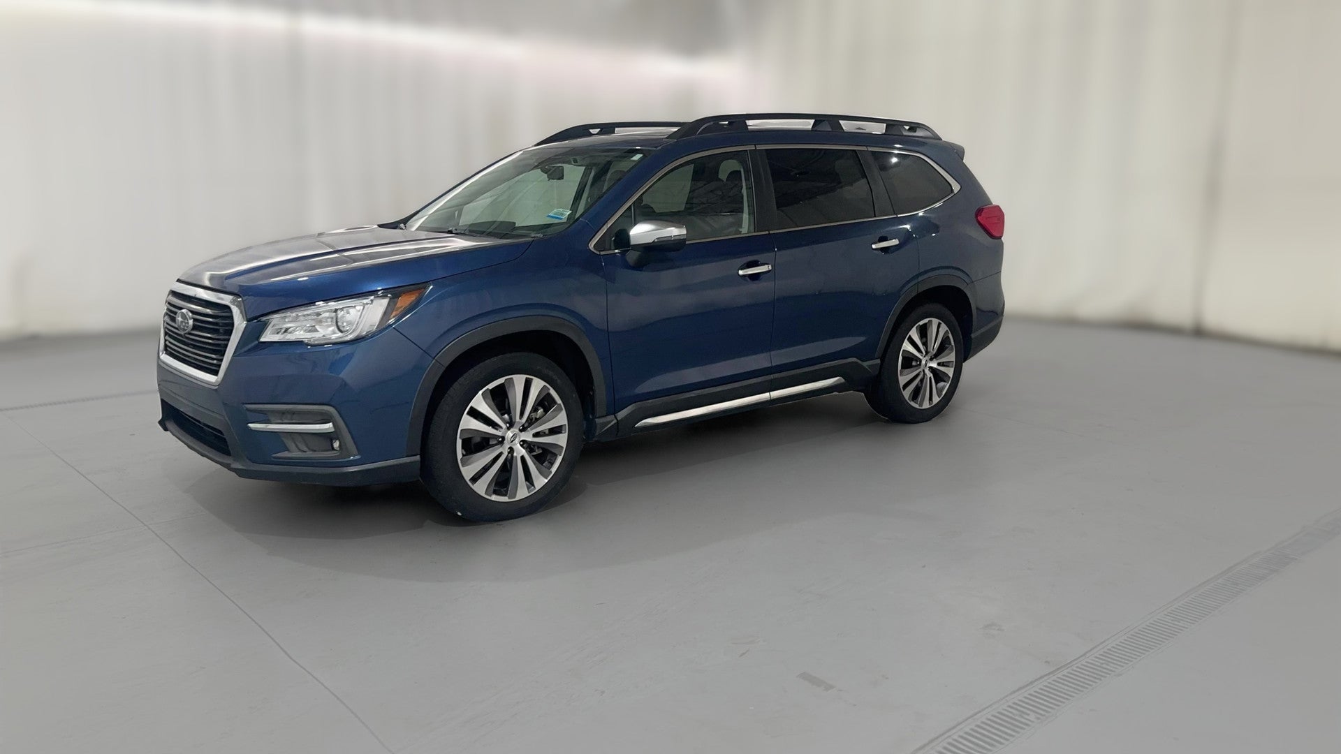2022 Subaru Ascent vehicle photo