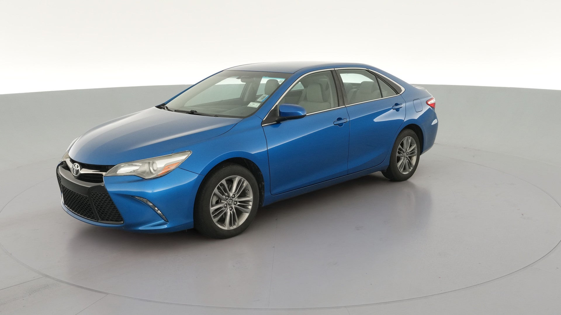 2017 Toyota Camry vehicle photo