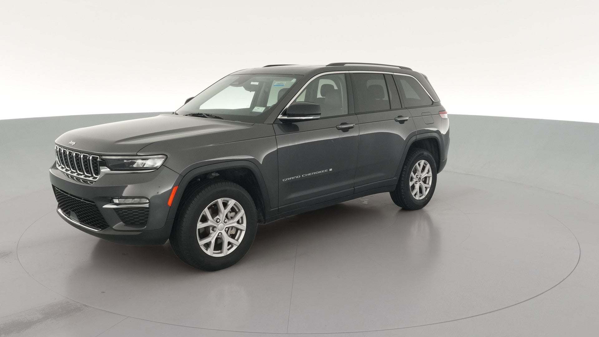 2022 Jeep Grand Cherokee vehicle photo