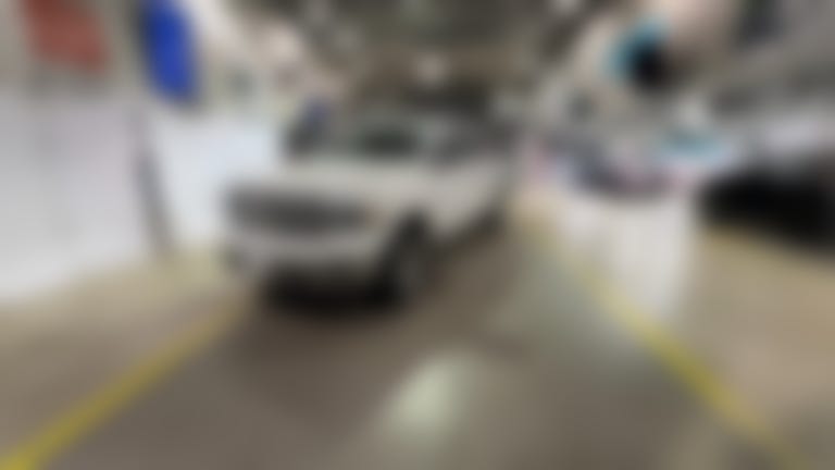 2017 Ram 1500 Crew Cab vehicle photo