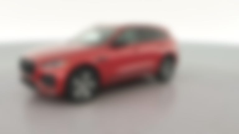 2024 Jaguar F-PACE vehicle photo