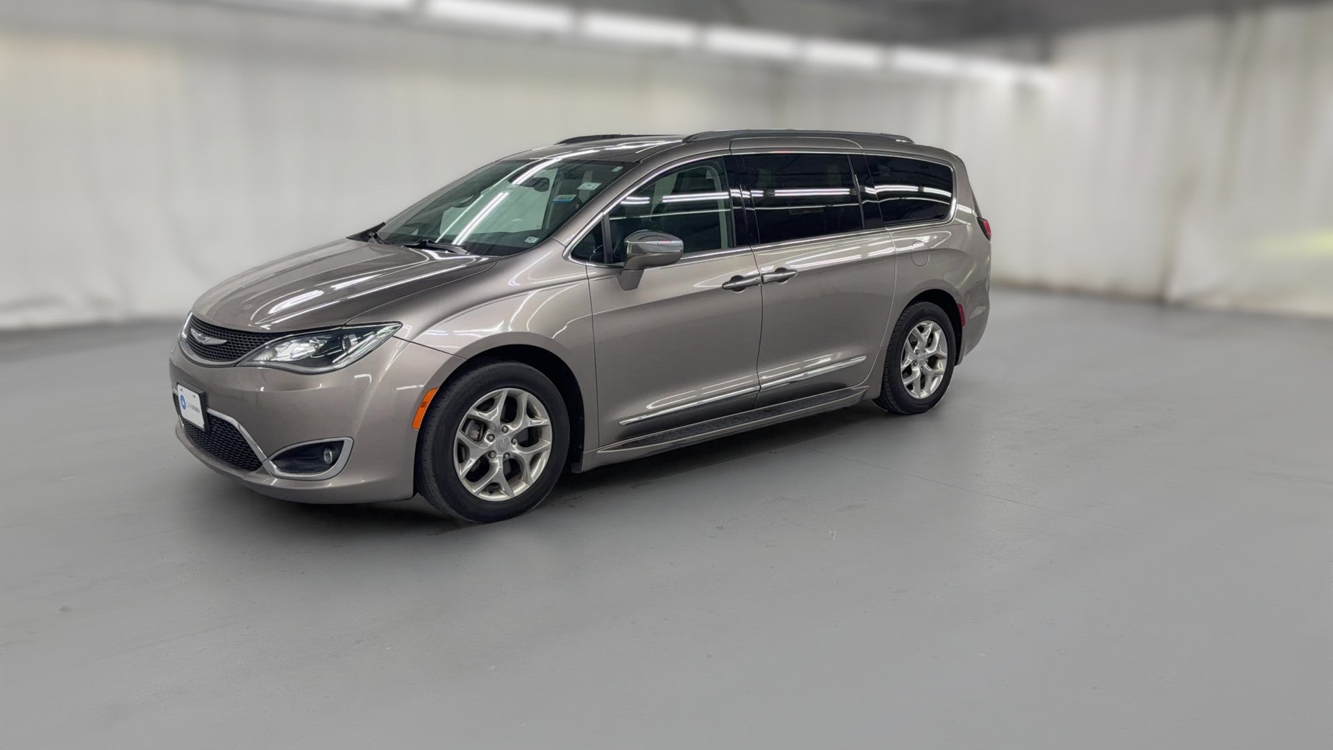 2018 Chrysler Pacifica vehicle photo