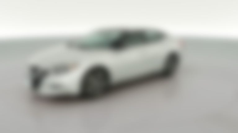2017 Nissan Maxima vehicle photo