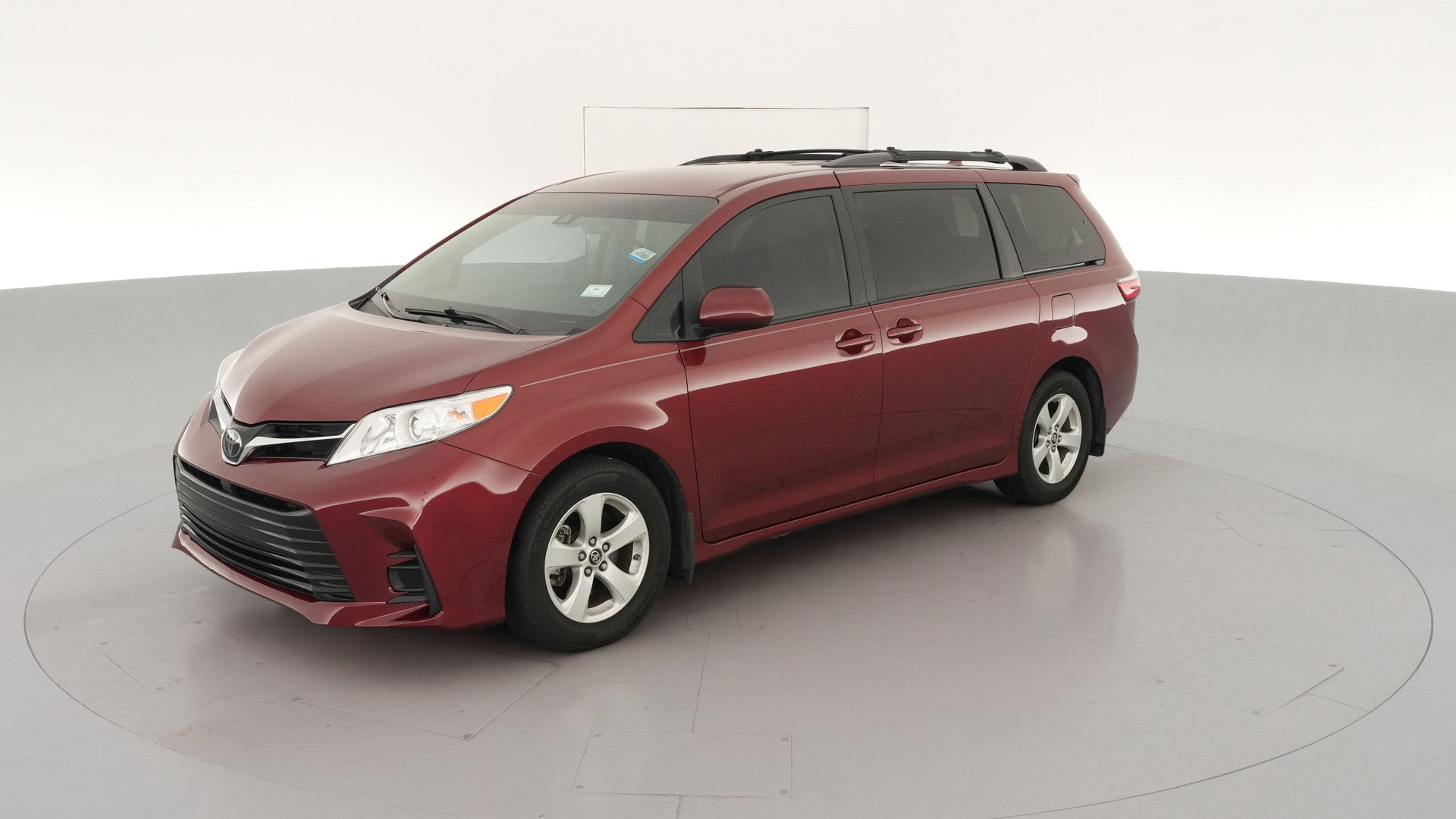 2020 Toyota Sienna vehicle photo