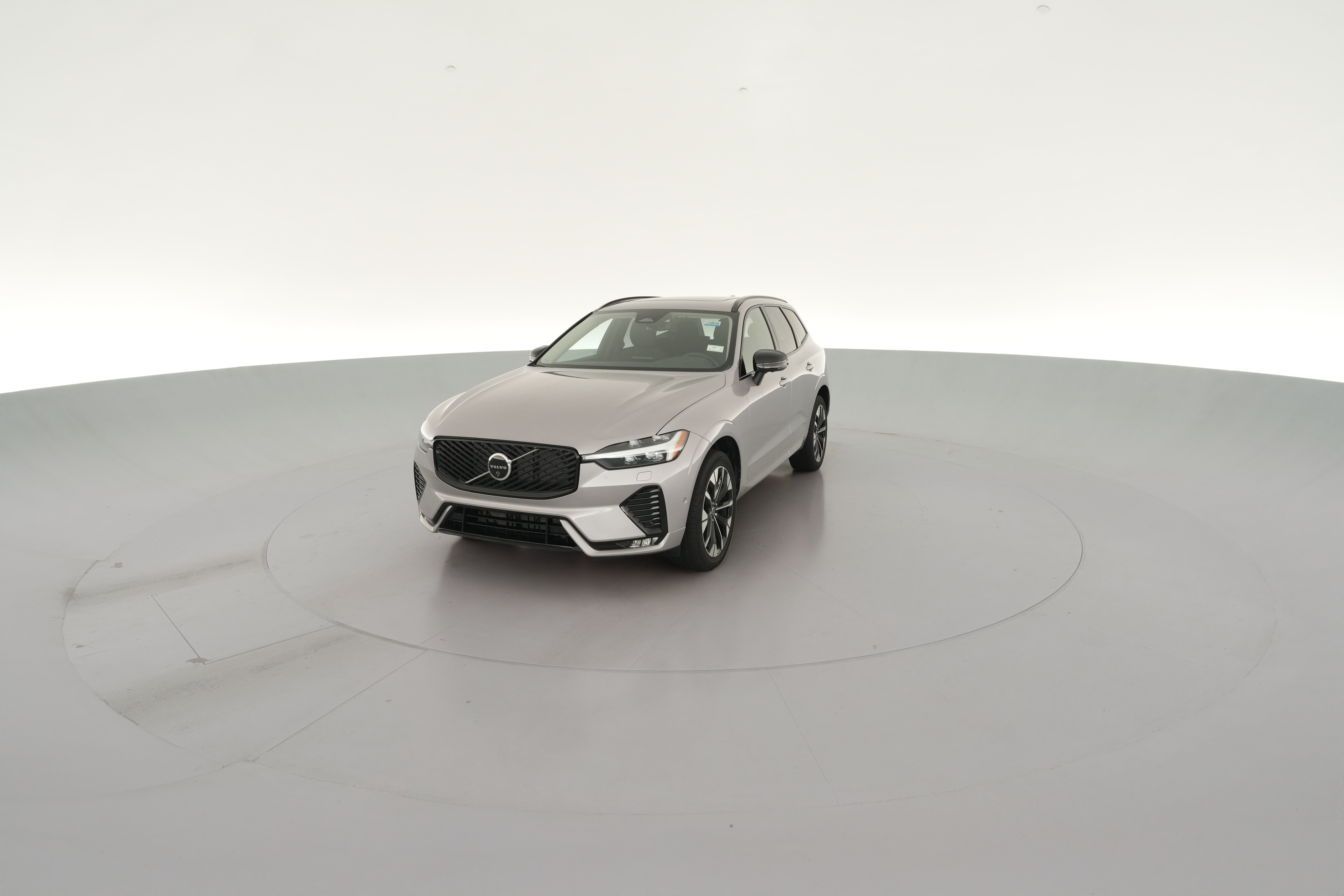 2026 Volvo XC60 Plus - Photo 29
