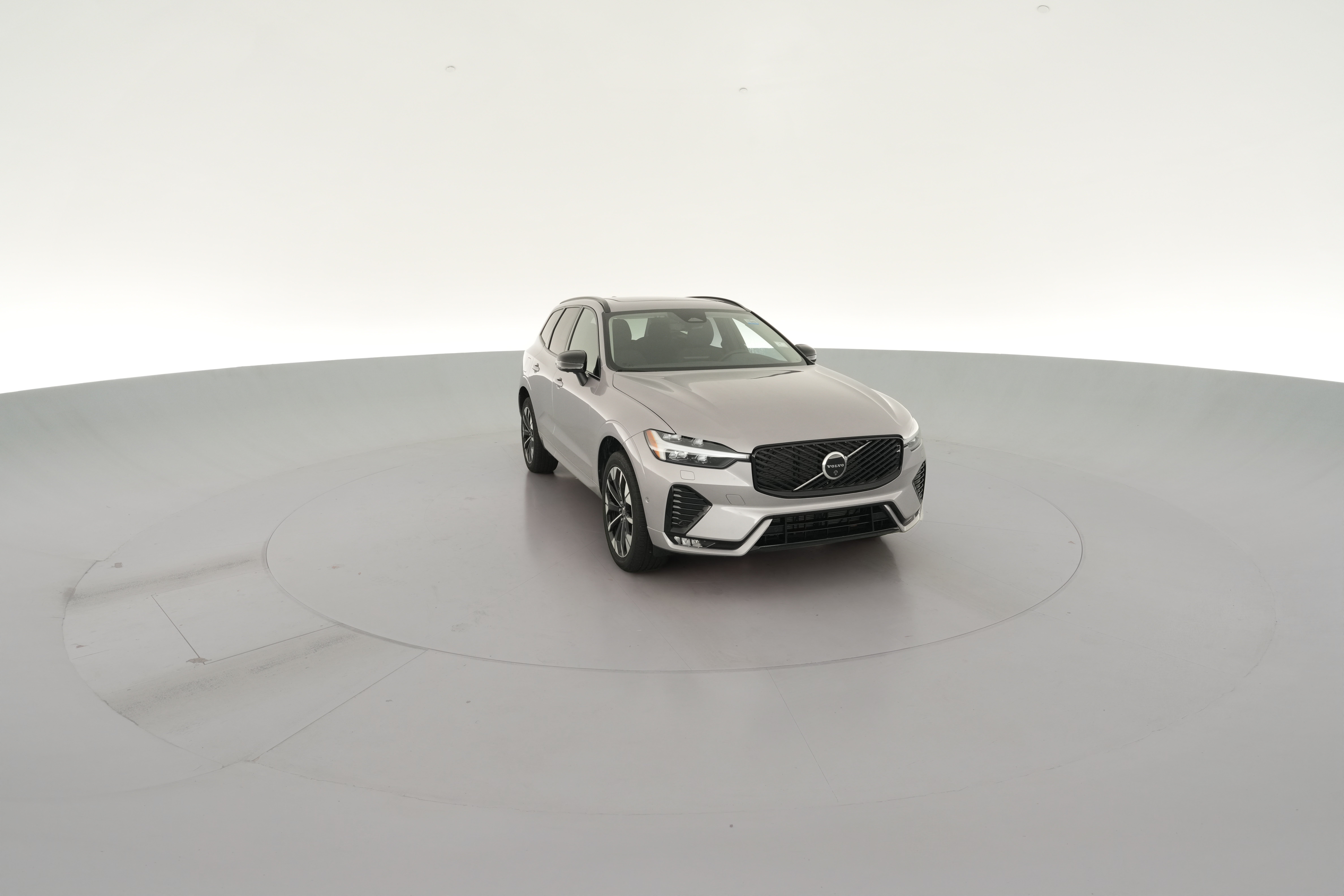 2026 Volvo XC60 Plus - Photo 43