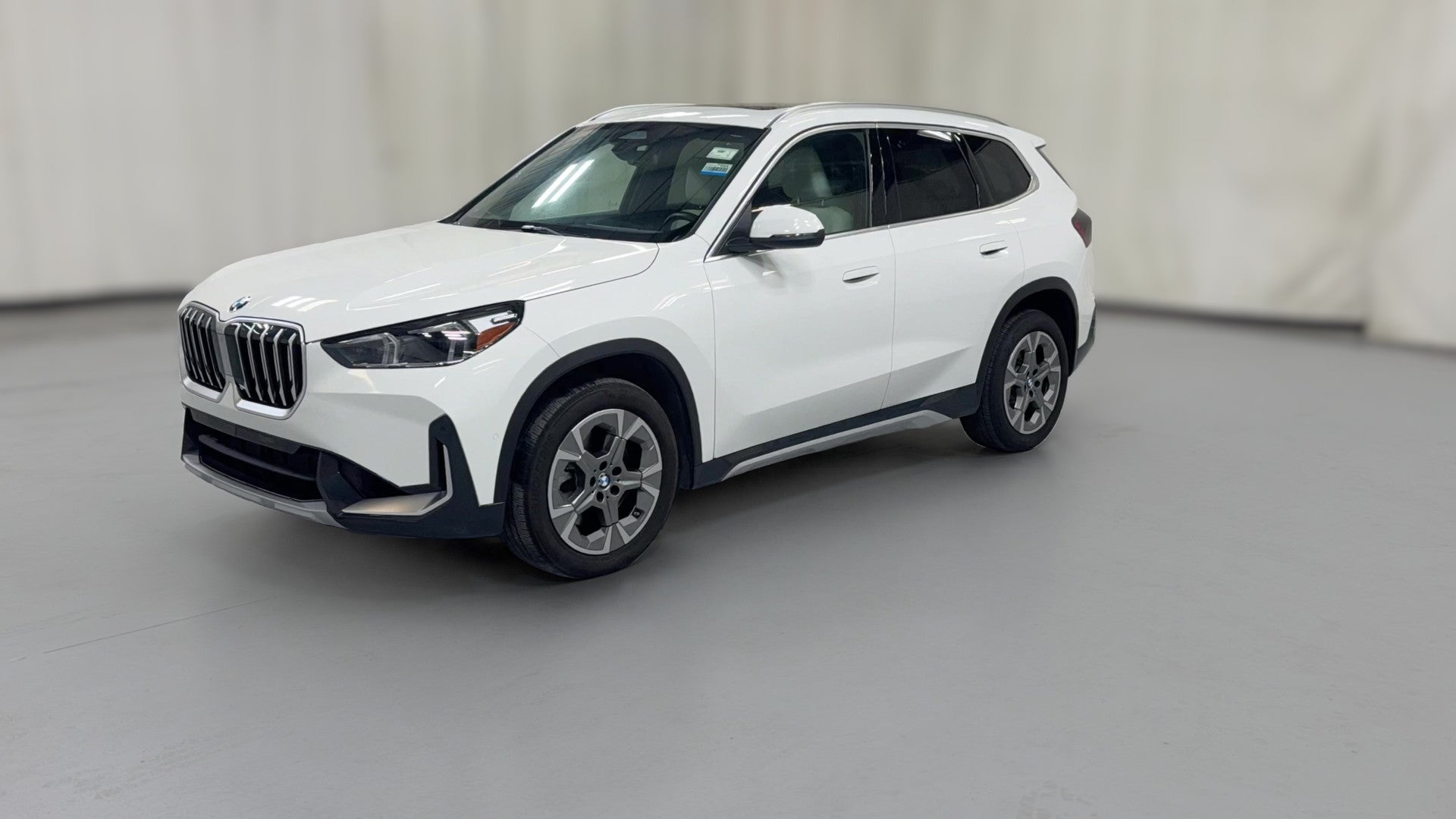 2026 BMW X1 vehicle photo