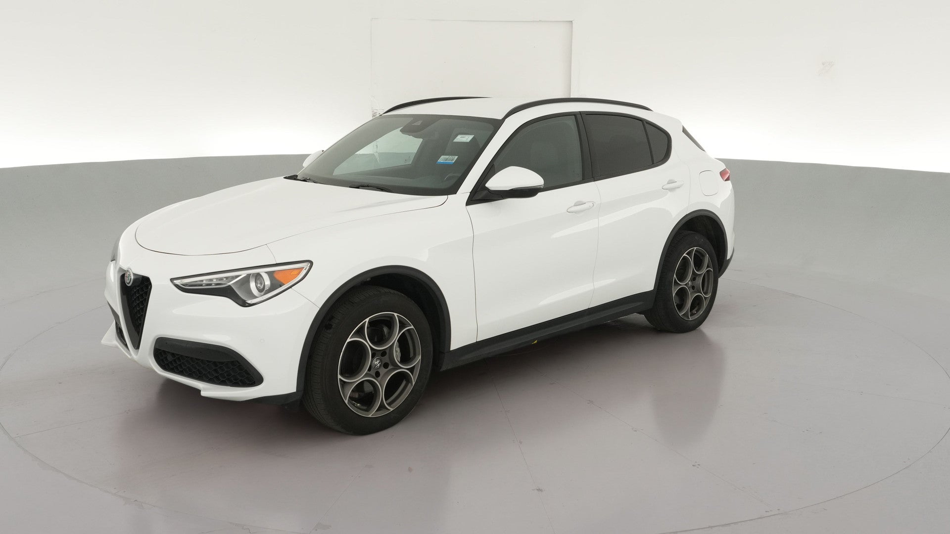 2022 Alfa Romeo Stelvio vehicle photo