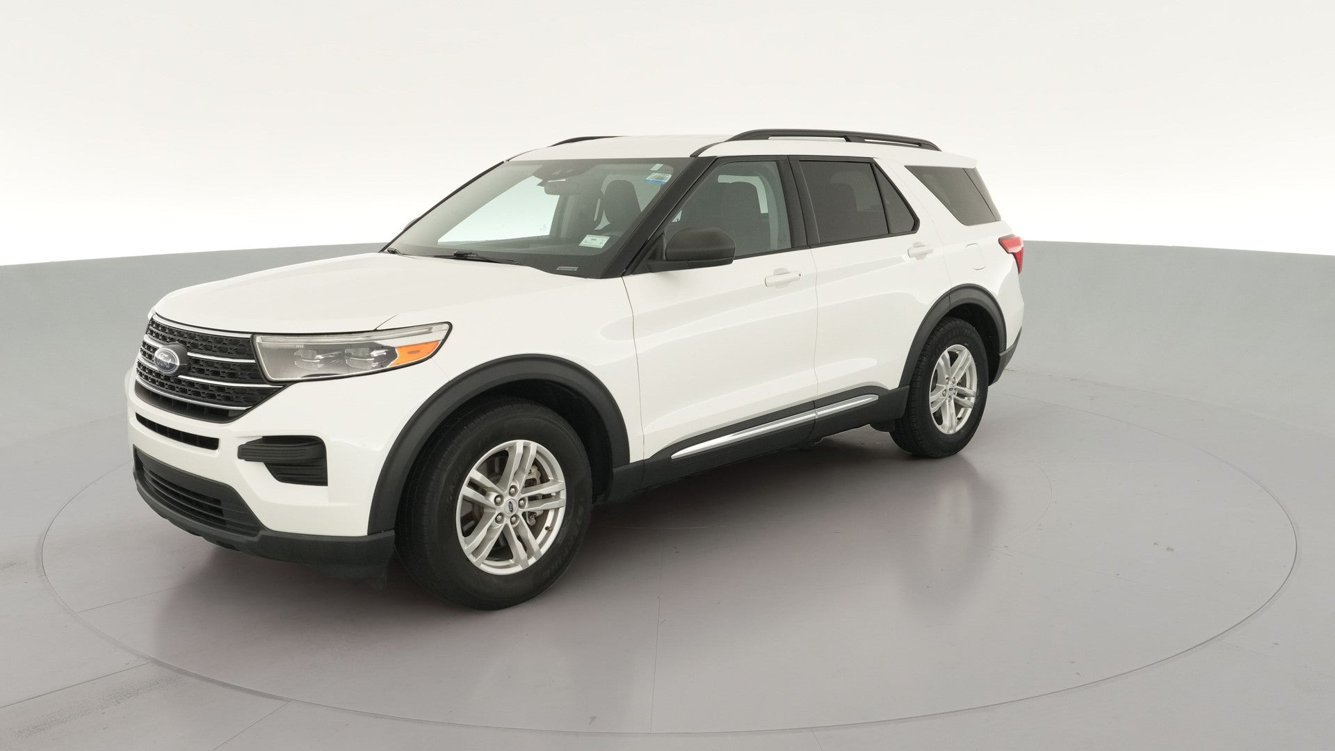 2022 Ford Explorer vehicle photo