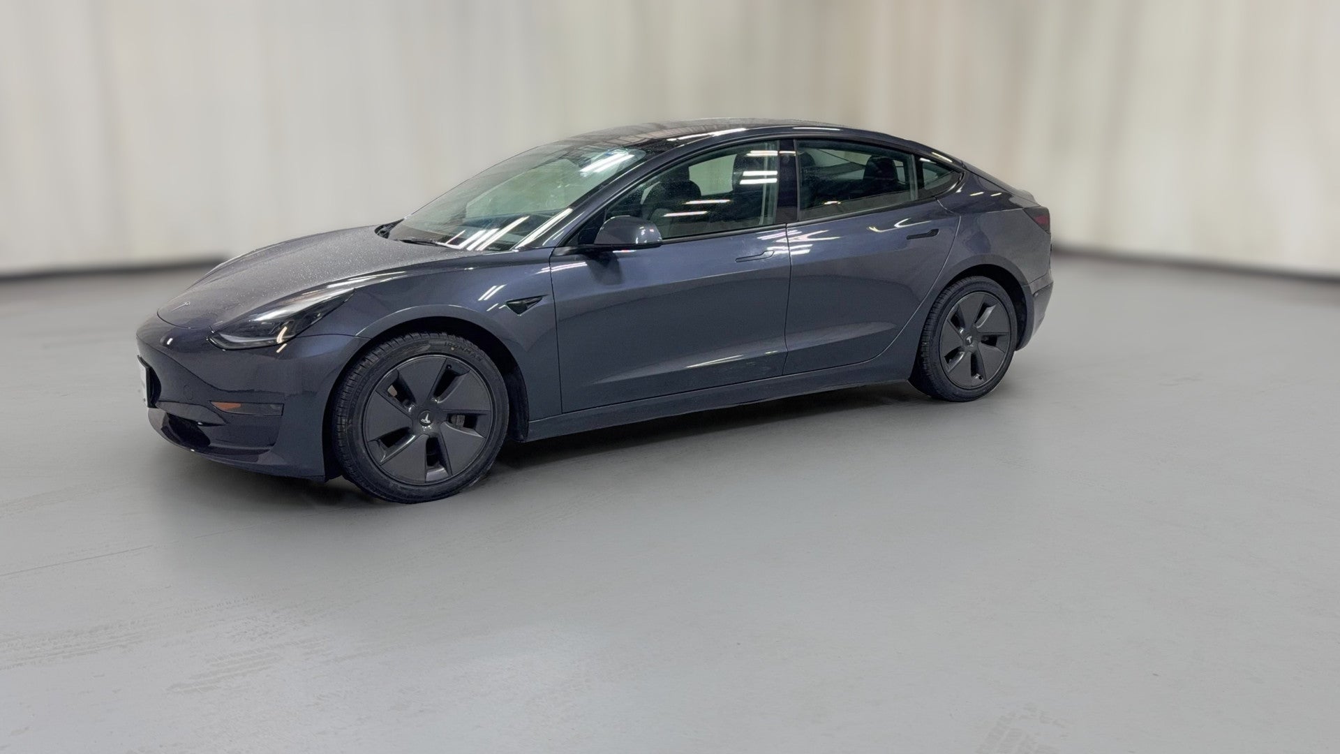 2023 Tesla Model 3 vehicle photo