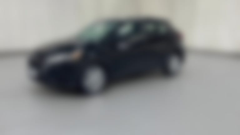 2025 Nissan Kicks Play vehicle photo