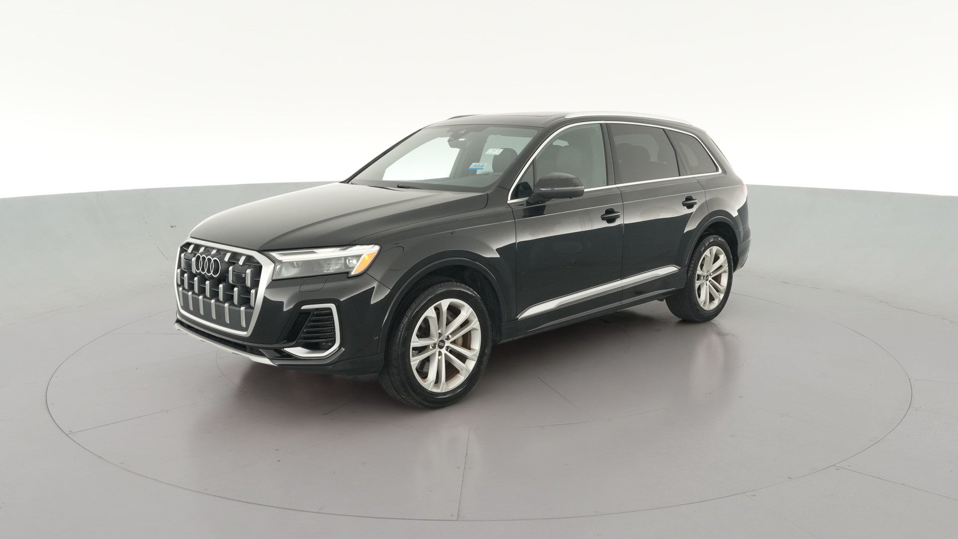 2025 Audi Q7 vehicle photo
