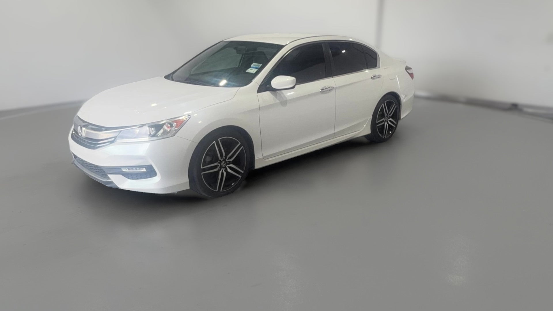 2017 Honda Accord vehicle photo