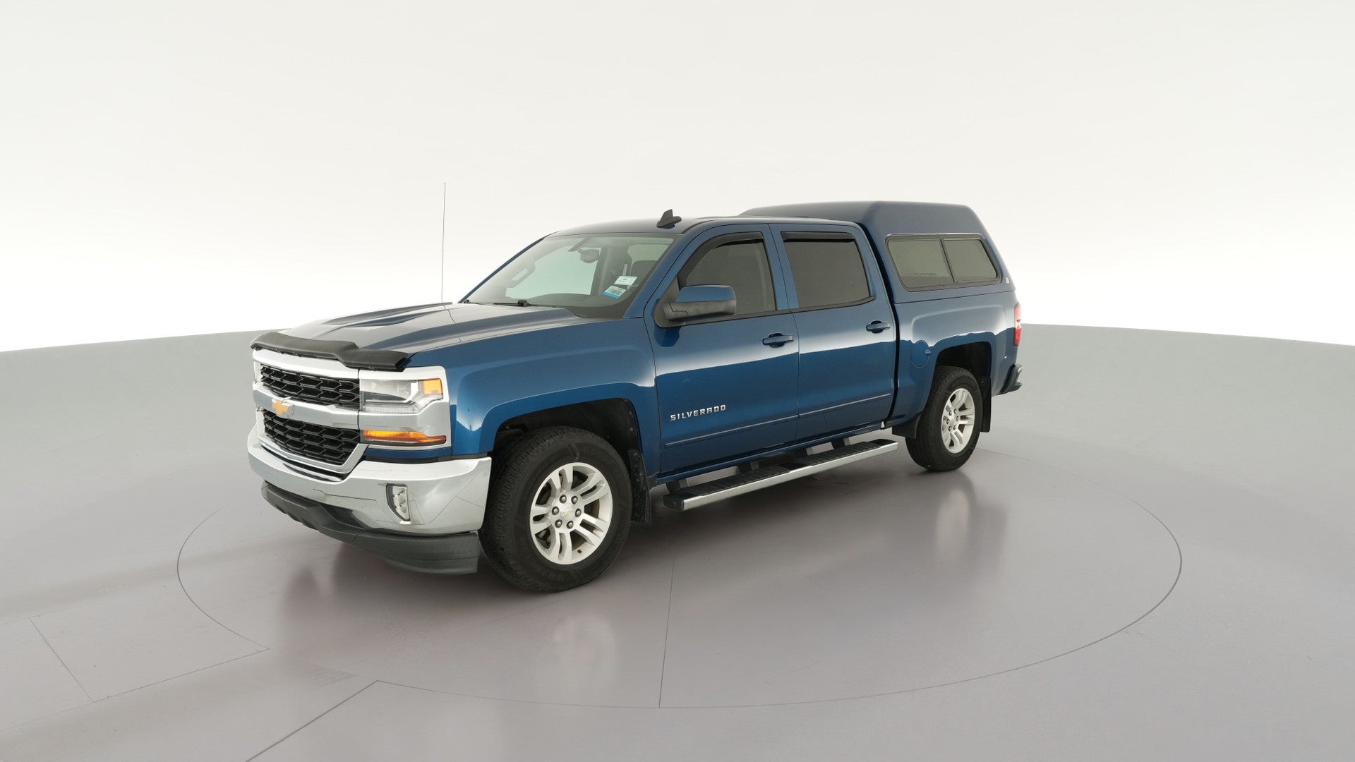 2018 Chevrolet Silverado 1500 Crew Cab vehicle photo