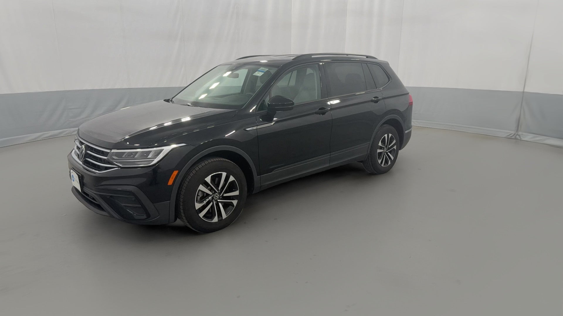 2024 Volkswagen Tiguan vehicle photo