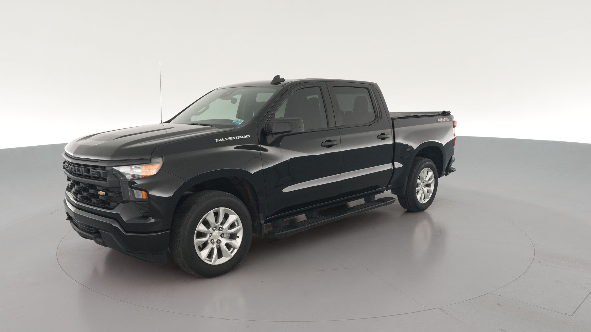 2023 Chevrolet Silverado 1500 Crew Cab vehicle photo