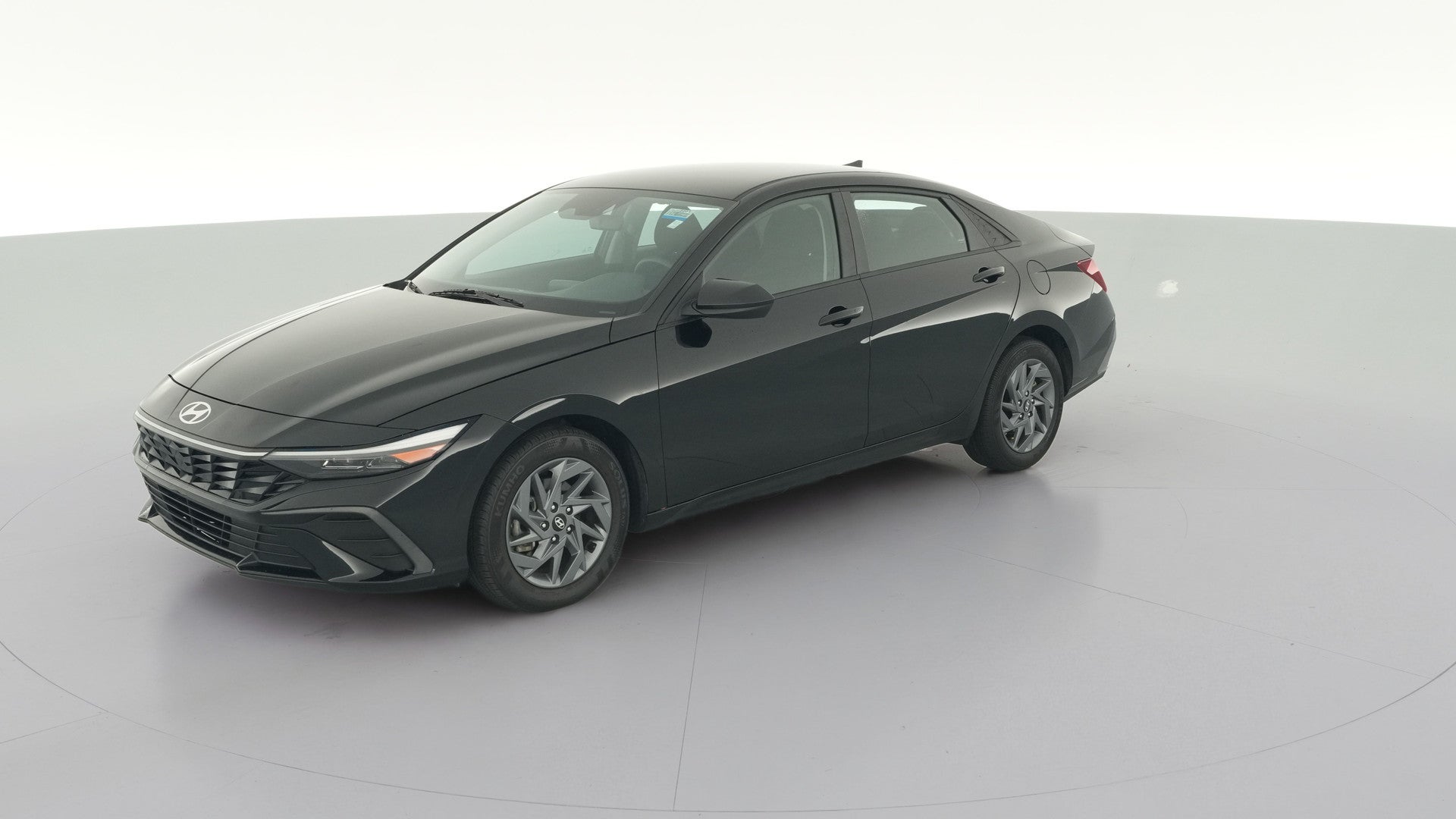 2024 Hyundai Elantra vehicle photo